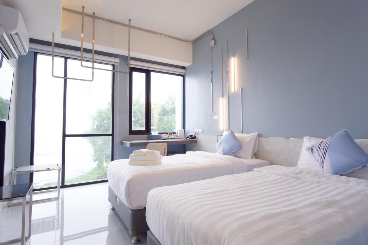 Abizz Hotel Kwanphayao Bagian luar foto