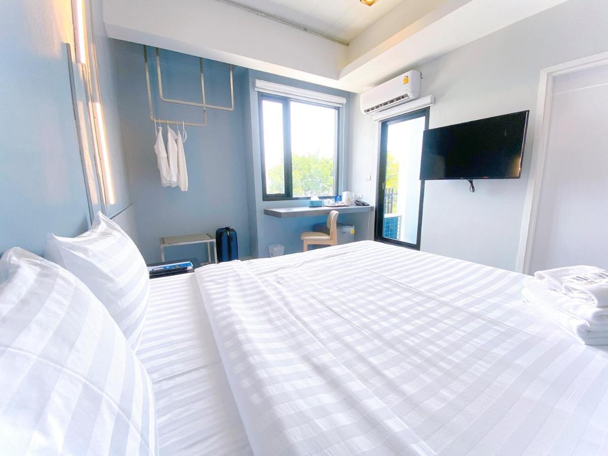 Abizz Hotel Kwanphayao Bagian luar foto