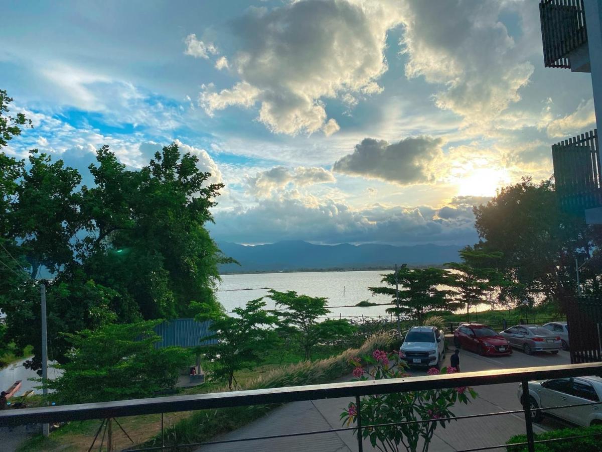 Abizz Hotel Kwanphayao Bagian luar foto